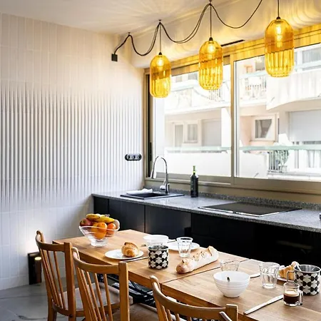 Διαμέρισμα Le Carrere - Tres Elegant Avec Balcon Pau